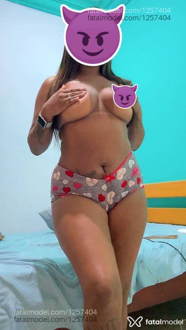 Acompanhante mulher morena (o) de olhos castanhos - Morenah