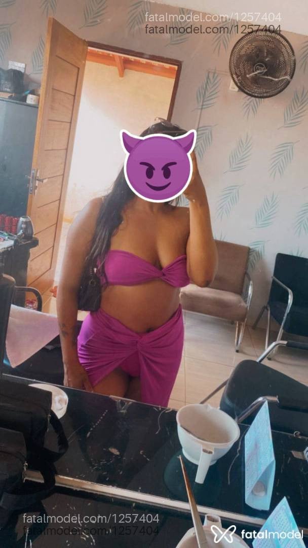 Acompanhante mulher morena (o) de olhos castanhos - Morenah