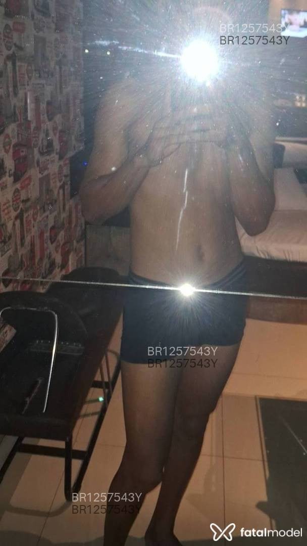 Acompanhante homem morena (o) de olhos castanhos em Palmas Acompanhante homem morena (o) de olhos castanhos em Palmas - Alexandre