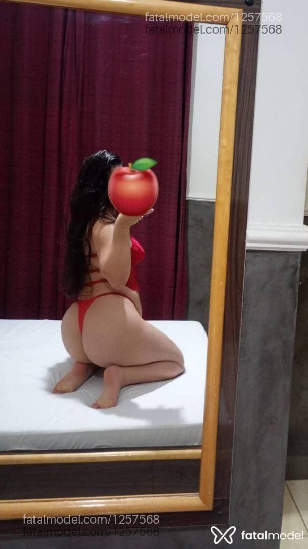 Acompanhante mulher com cabelo castanho de olhos castanhos em São Paulo - Mônica