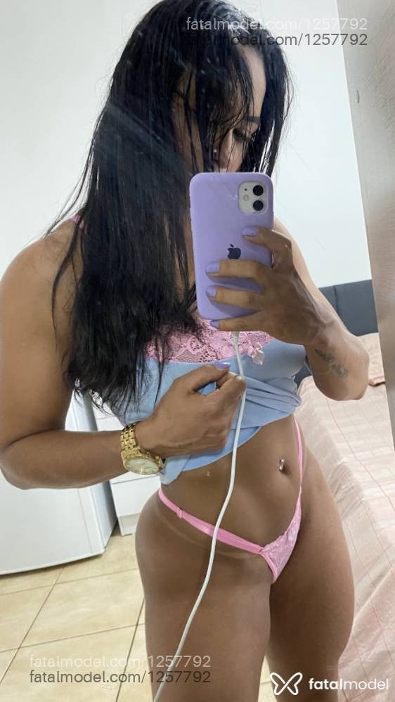 Acompanhante mulher com cabelo castanho de olhos castanhos em Belo Horizonte - Ludmila