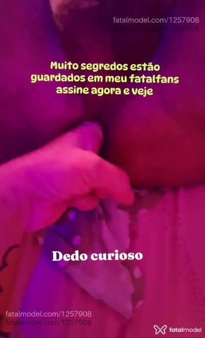 Acompanhante mulher loira (o) de olhos castanhos em Tubarão Acompanhante mulher loira (o) de olhos castanhos em Tubarão - FLOR PAIXÃO