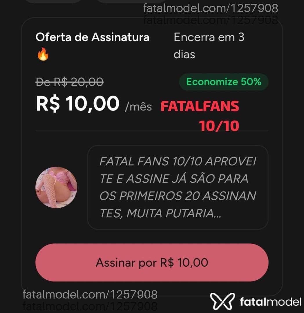 Acompanhante mulher loira (o) de olhos castanhos - FLOR PAIXÃO