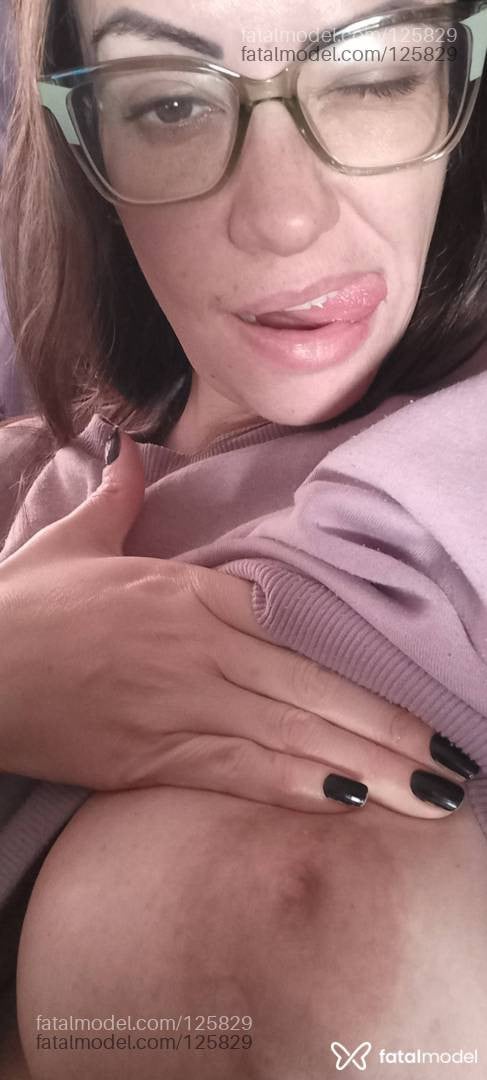 Acompanhante mulher morena (o) de olhos mel em Passo Fundo - Maria Bonnes