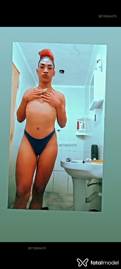 Acompanhante mulher trans ruiva (o) de olhos castanhos em Governador Valadares - Pretinha