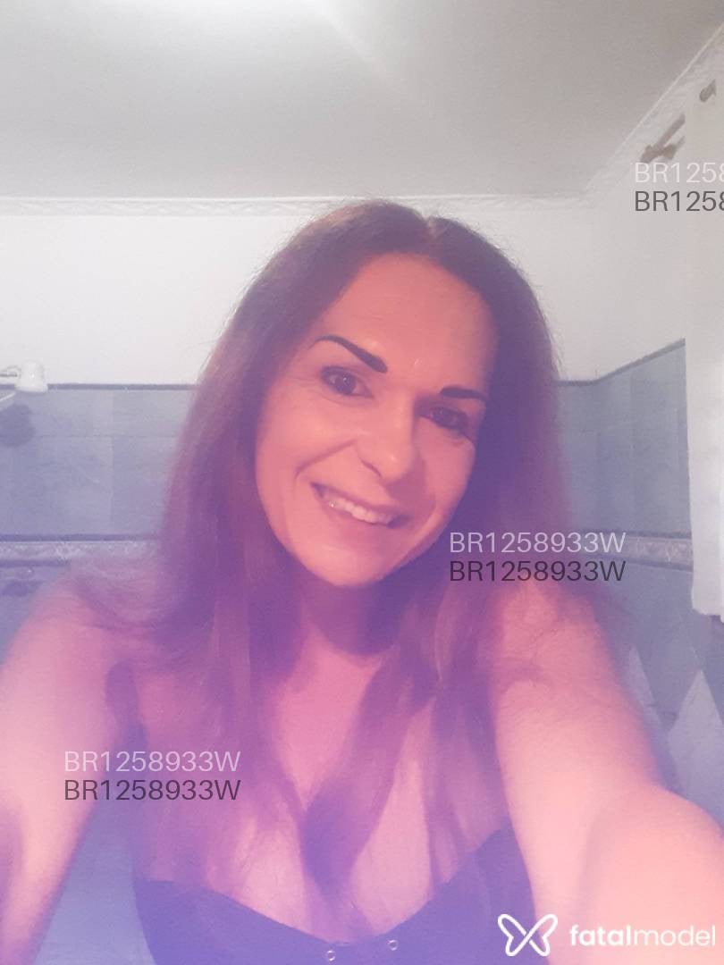 Acompanhante mulher trans loira (o) de olhos castanhos em Poços de Caldas - Pitty