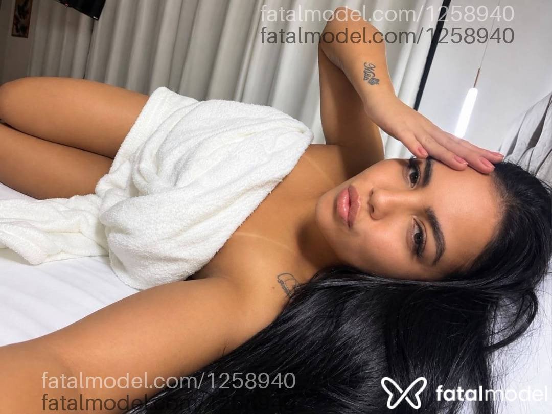 Acompanhante mulher morena (o) de olhos pretos - Fernanda Andrade