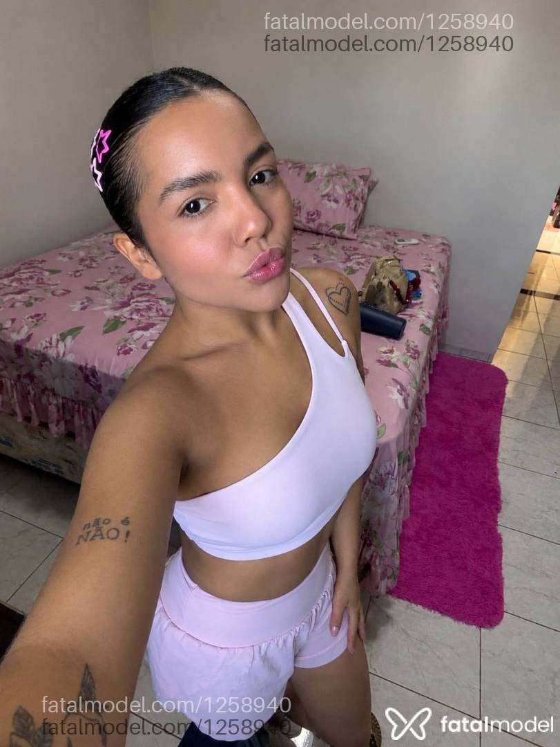 Acompanhante mulher morena (o) de olhos pretos - Fernanda Andrade