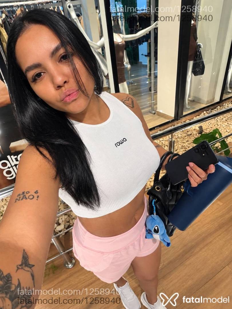 Acompanhante mulher morena (o) de olhos pretos - Fernanda Andrade
