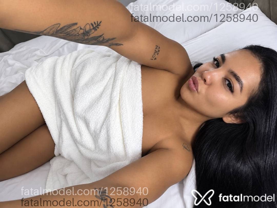 Acompanhante mulher morena (o) de olhos pretos - Fernanda Andrade