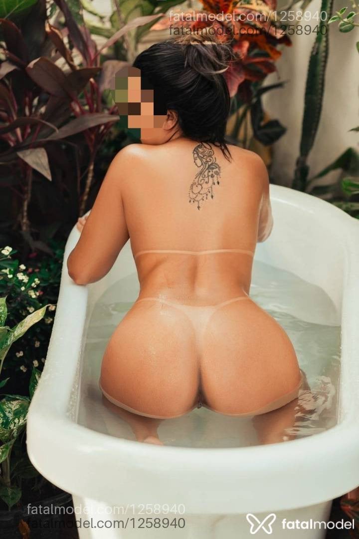 Acompanhante mulher morena (o) de olhos pretos - Fernanda Andrade