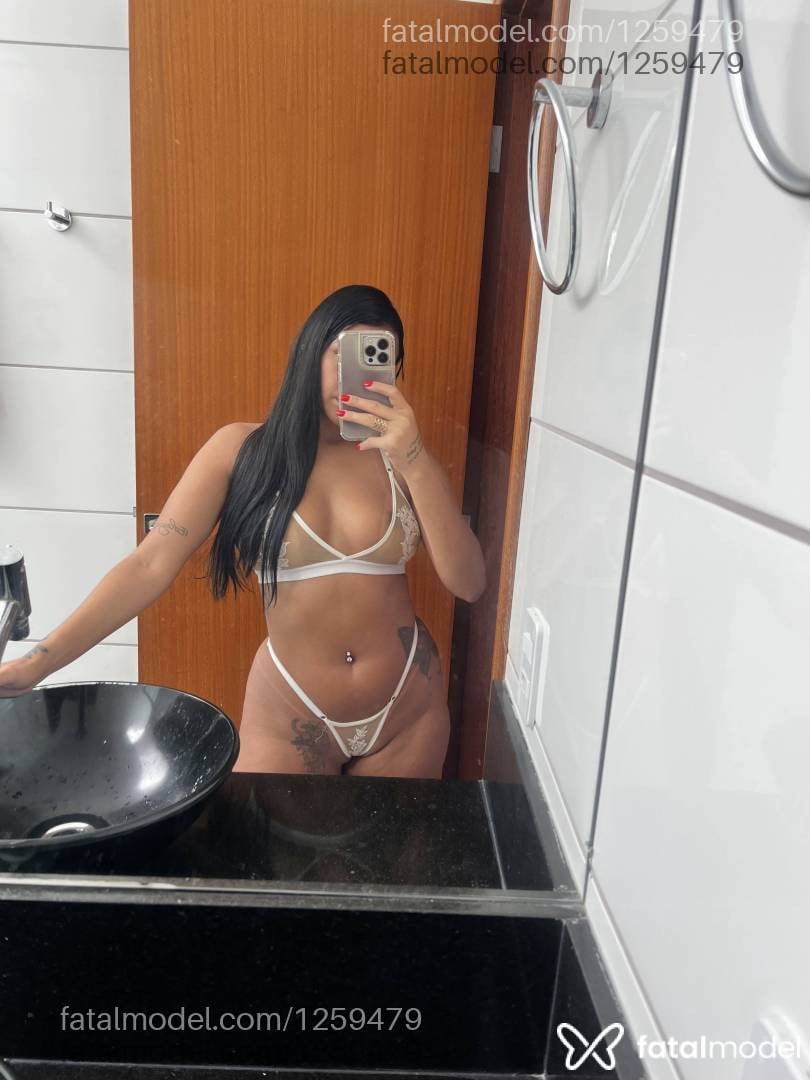 Acompanhante mulher morena (o) de olhos castanhos - Renata Lyra