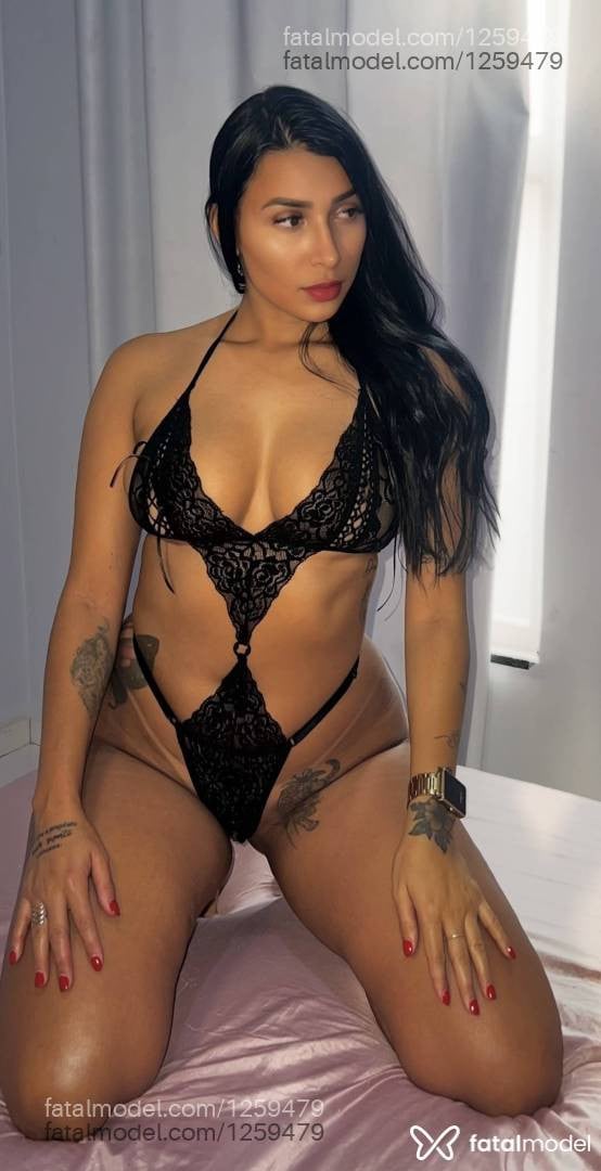 Acompanhante mulher morena (o) de olhos castanhos - Renata Lyra
