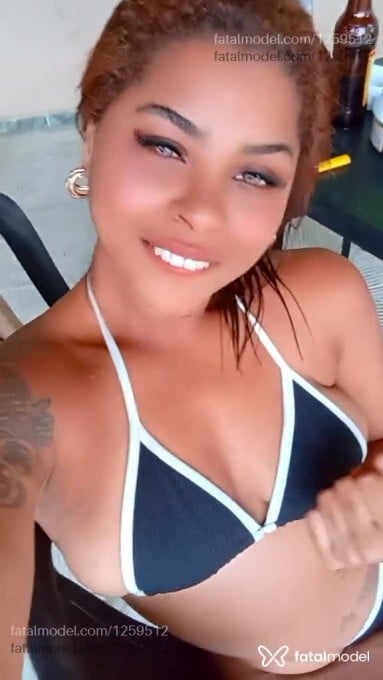 Acompanhante mulher com cabelo castanho de olhos castanhos em Tapurah Acompanhante mulher com cabelo castanho de olhos castanhos em Tapurah - Carioca Carinhosa