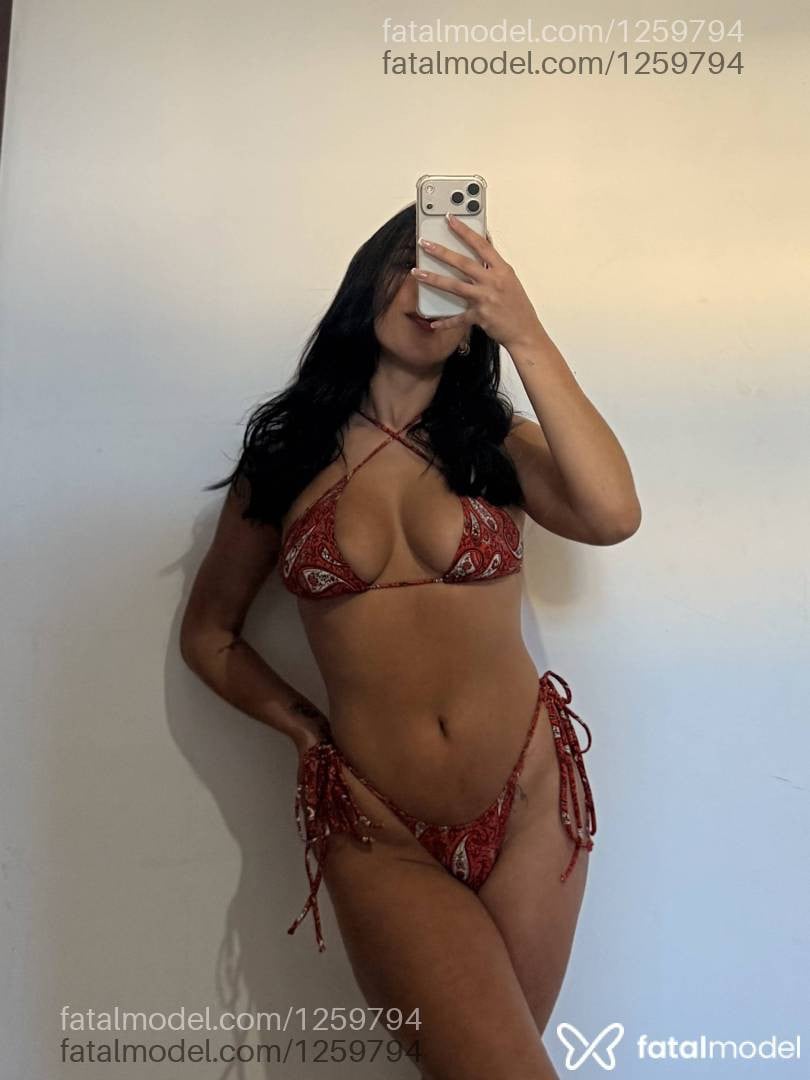 Acompanhante mulher com cabelo castanho de olhos castanhos em Rio de Janeiro - Lara Freitas