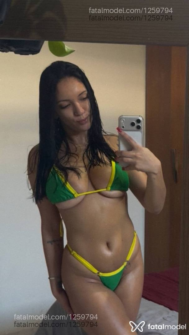 Acompanhante mulher com cabelo castanho de olhos castanhos em Rio de Janeiro - Lara Freitas