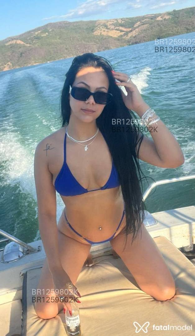 Acompanhante mulher morena (o) de olhos pretos em Piumhi Acompanhante mulher morena (o) de olhos pretos em Piumhi - Kyaraa