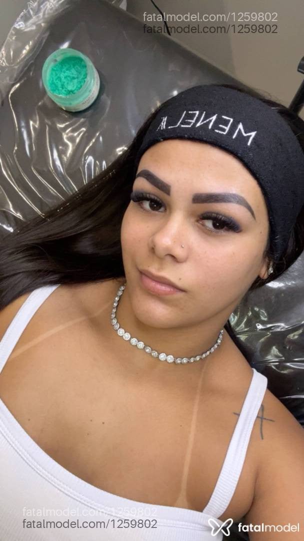 Acompanhante mulher morena (o) de olhos pretos em Piumhi Acompanhante mulher morena (o) de olhos pretos em Piumhi - Kyaraa