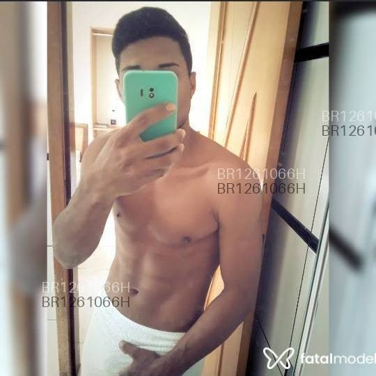 Acompanhante homem morena (o) de olhos mel em São Luís - Matrix