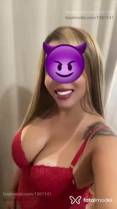 Acompanhante mulher loira (o) de olhos castanhos em João Monlevade - Eduarda Lemos