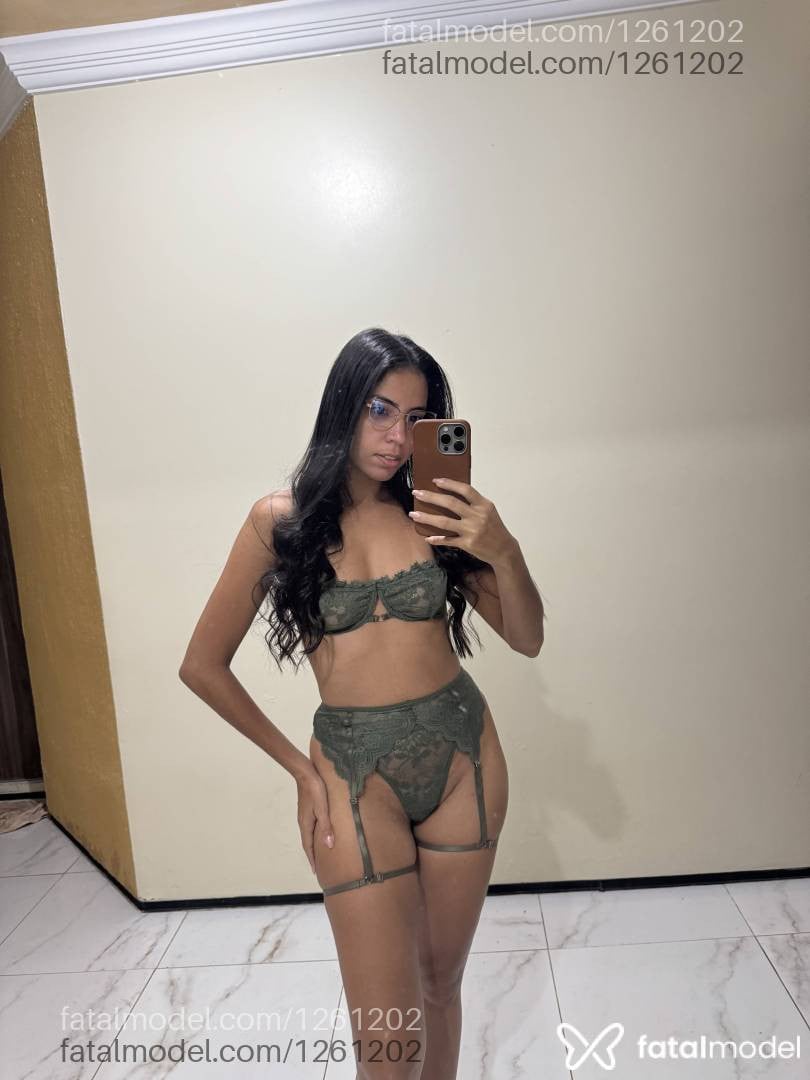 Acompanhante mulher morena (o) de olhos castanhos - Camila Veloso