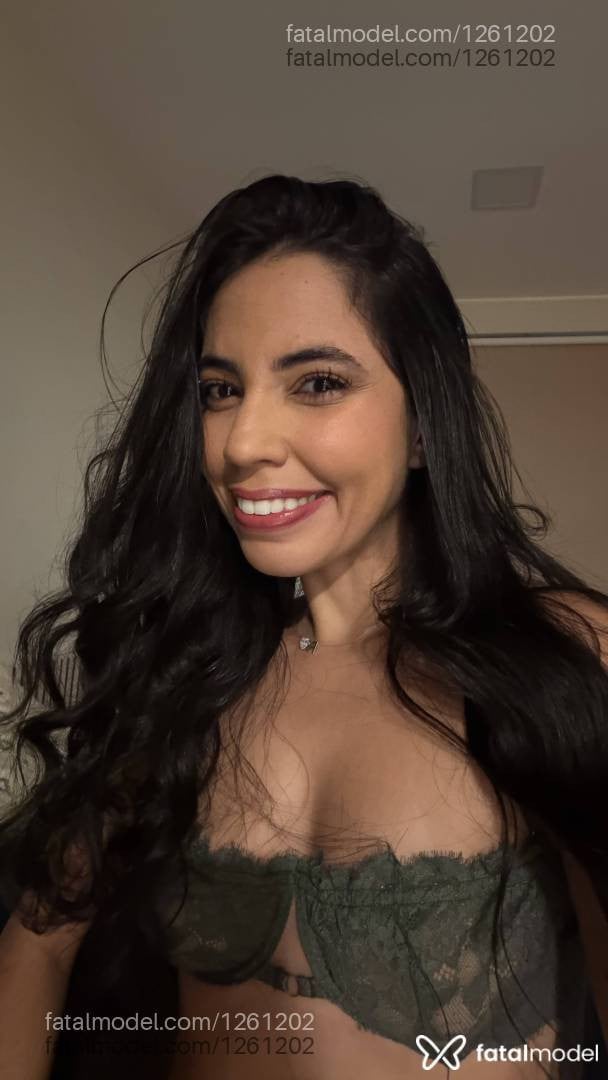 Acompanhante mulher morena (o) de olhos castanhos - Camila Veloso