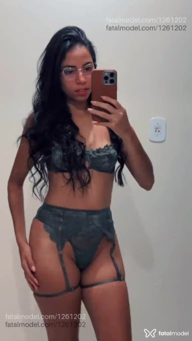 Acompanhante mulher morena (o) de olhos castanhos em Campina Grande - Camila Veloso