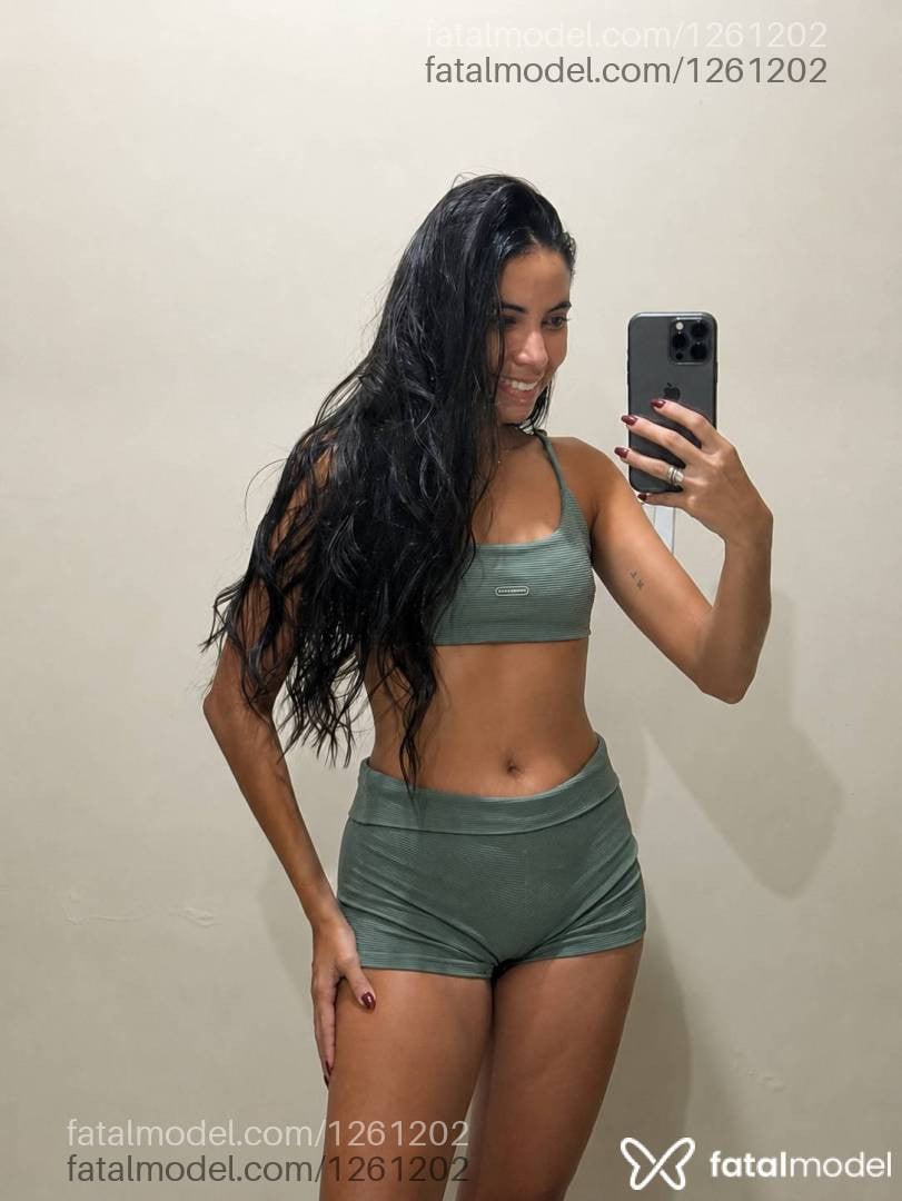 Acompanhante mulher morena (o) de olhos castanhos - Camila Veloso