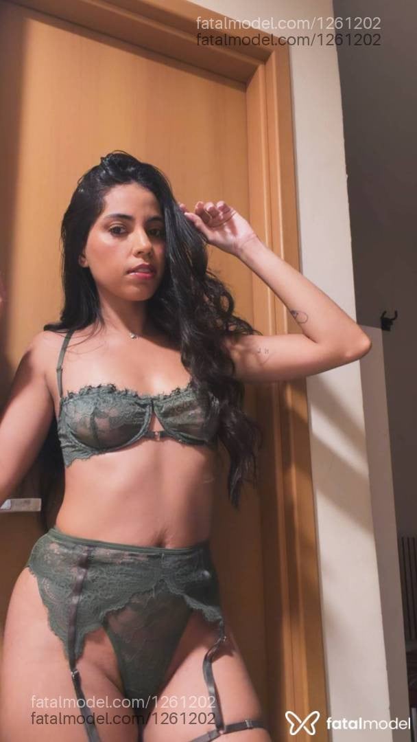 Acompanhante mulher morena (o) de olhos castanhos - Camila Veloso