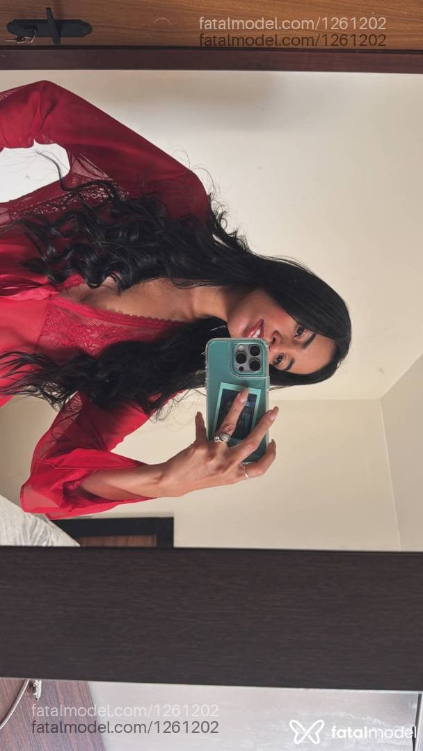 Acompanhante mulher morena (o) de olhos castanhos - Camila Veloso