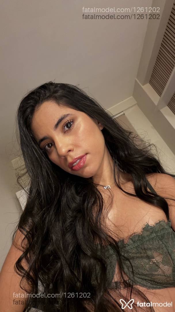 Acompanhante mulher morena (o) de olhos castanhos - Camila Veloso