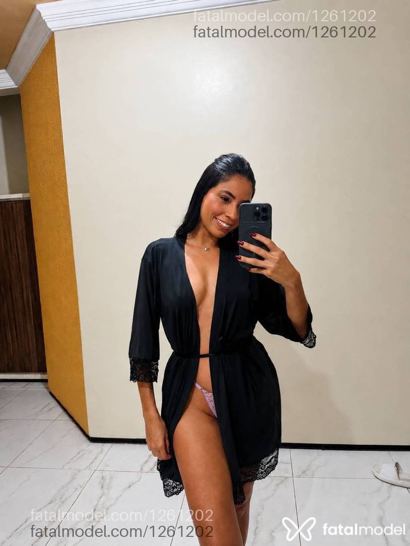 Acompanhante mulher morena (o) de olhos castanhos - Camila Veloso