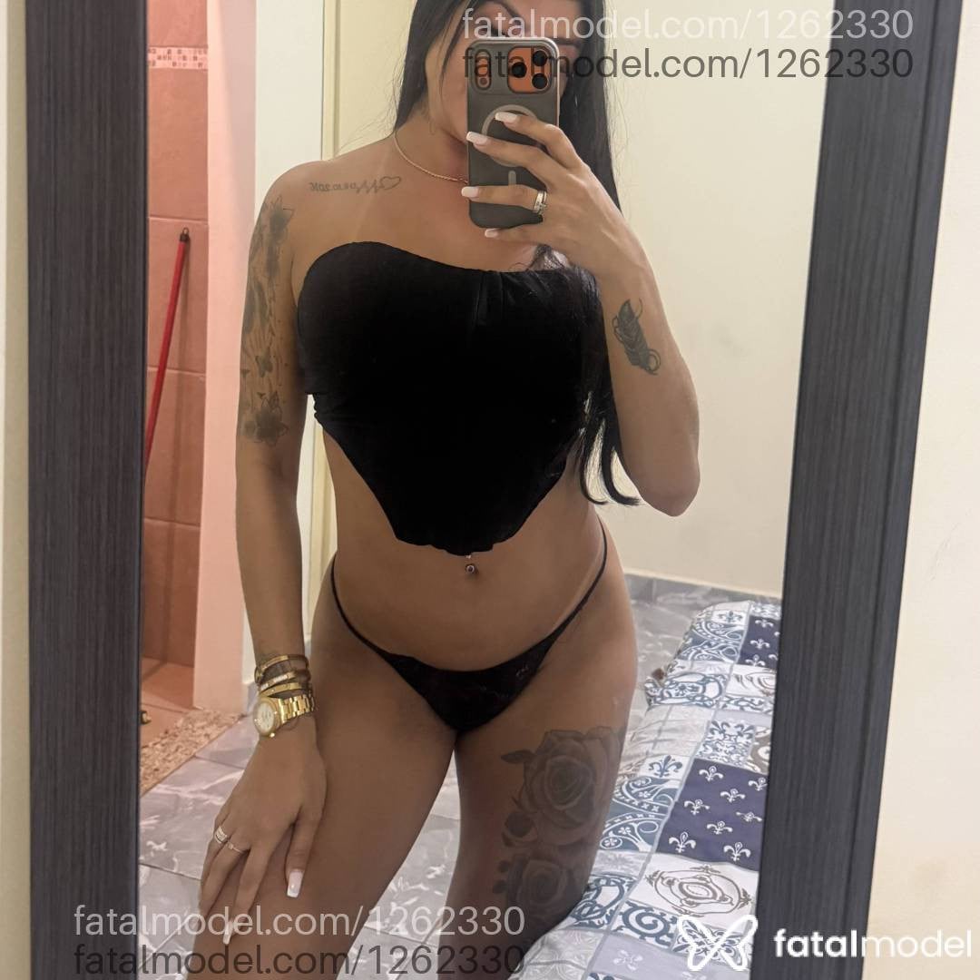 Acompanhante mulher com cabelo castanho de olhos pretos - Alanah