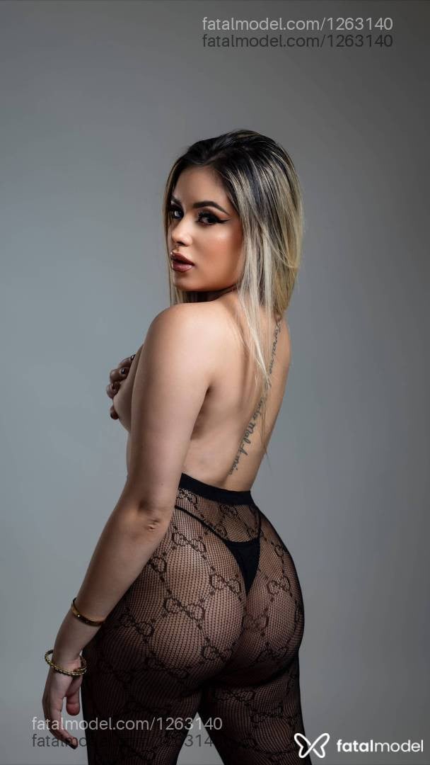 Acompanhante mulher loira (o) de olhos castanhos em Frutal - Babi