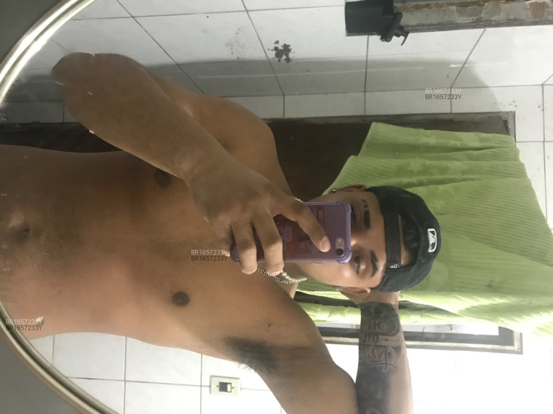 Acompanhante homem morena (o) de olhos castanhos em Jundiaí Acompanhante homem morena (o) de olhos castanhos em Jundiaí - Aladin