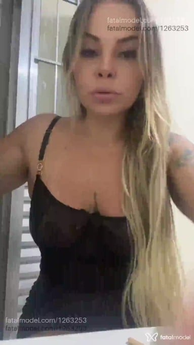 Acompanhante mulher loira (o) de olhos castanhos em Serrinha - Eduarda Ferraz