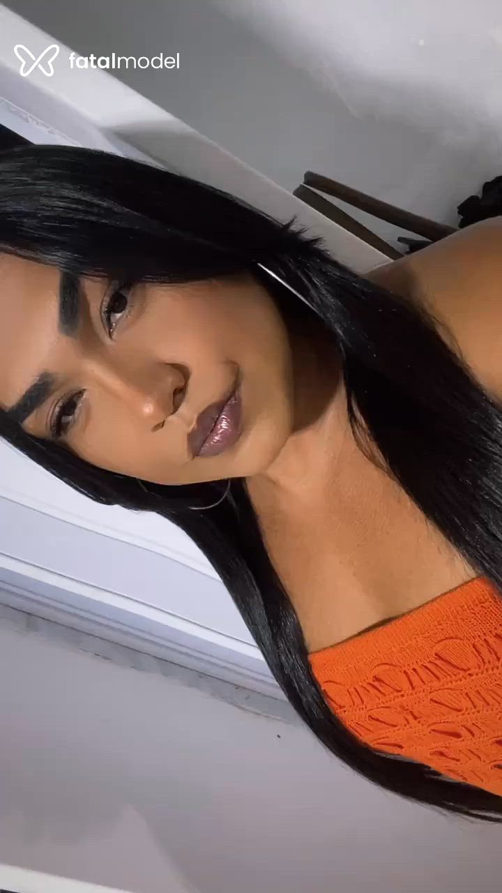 Acompanhante travesti morena (o) de olhos castanhos - Mara Santtos