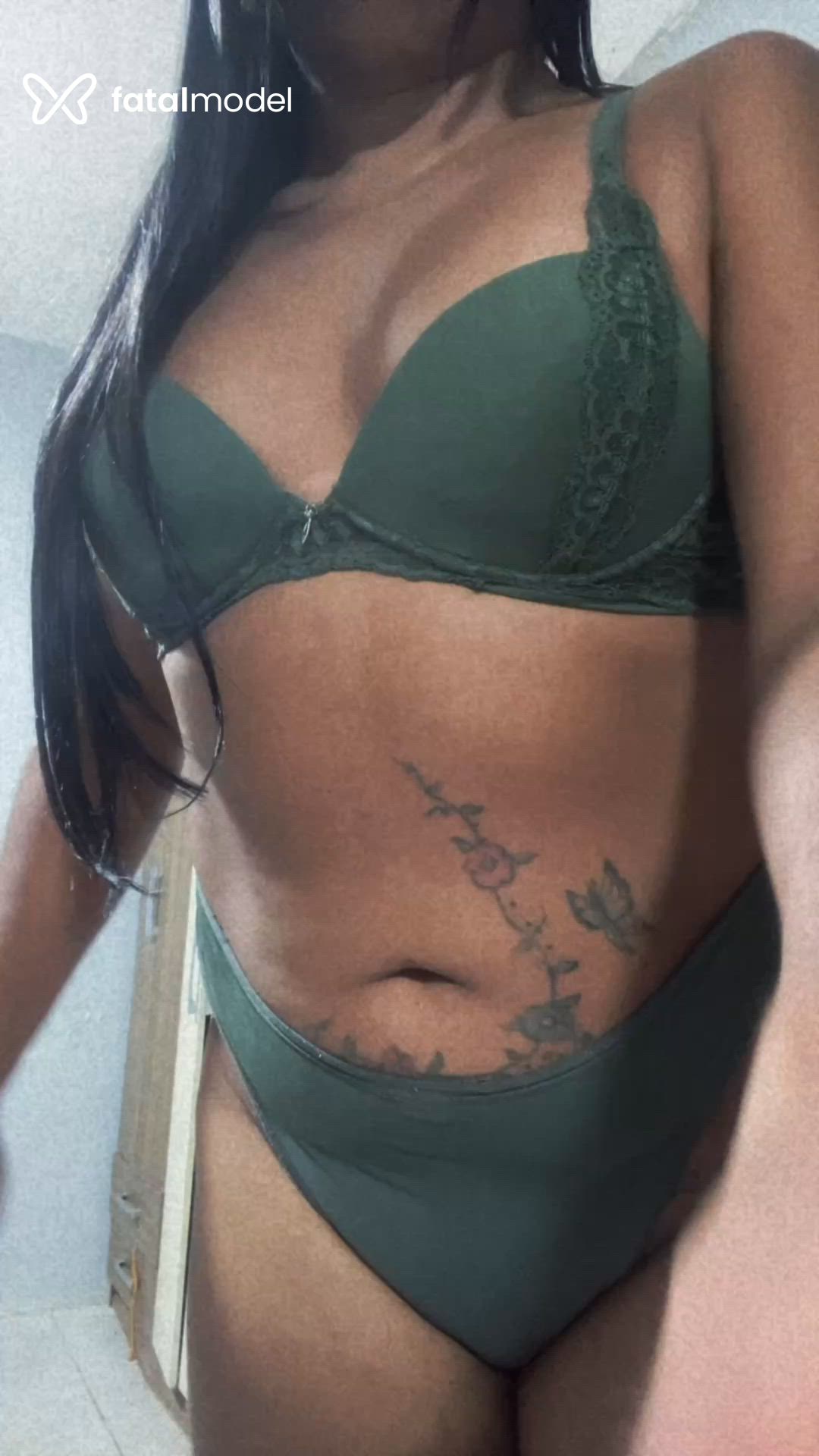 Acompanhante travesti morena (o) de olhos castanhos em Juazeiro Acompanhante travesti morena (o) de olhos castanhos em Juazeiro - Brenda Santos