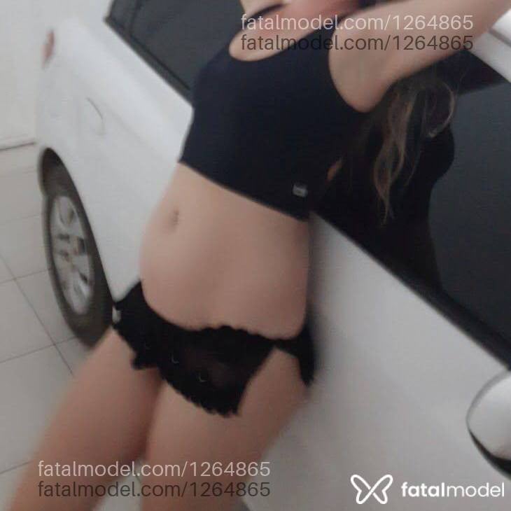 Acompanhante mulher loira (o) de olhos verdes - Thaís