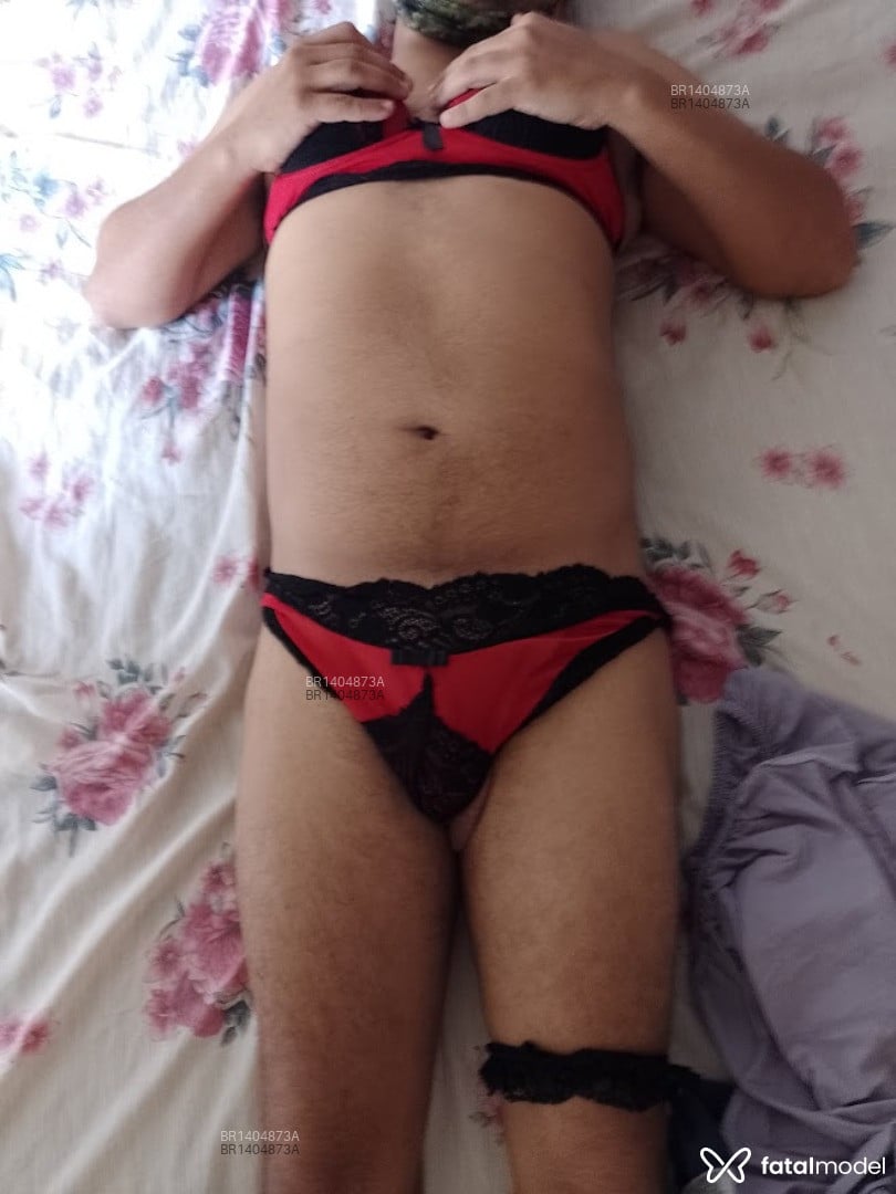 Acompanhante travesti morena (o) de olhos castanhos em Pelotas - Patrícia