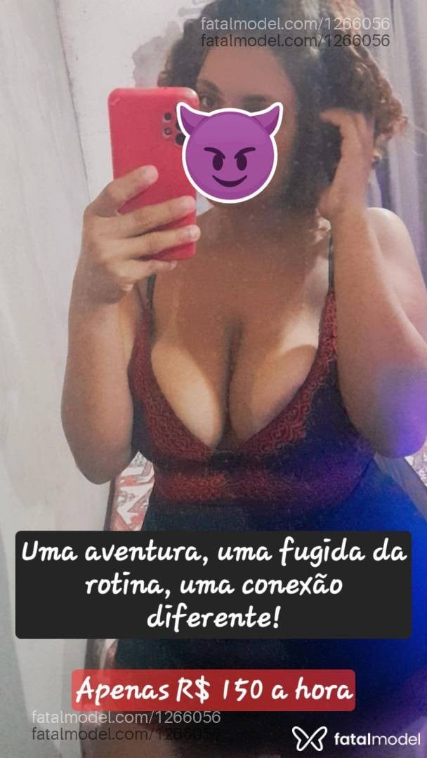 Acompanhante mulher com cabelo castanho de olhos castanhos - Sienna Placas