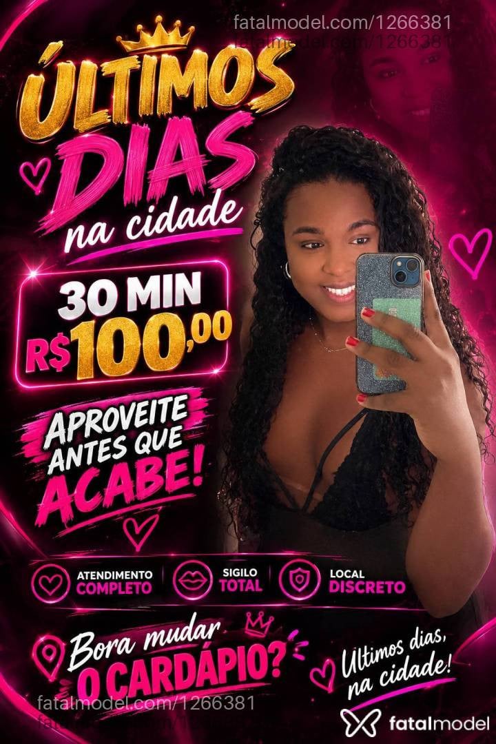 Acompanhante mulher trans com cabelo castanho de olhos pretos - Juliana