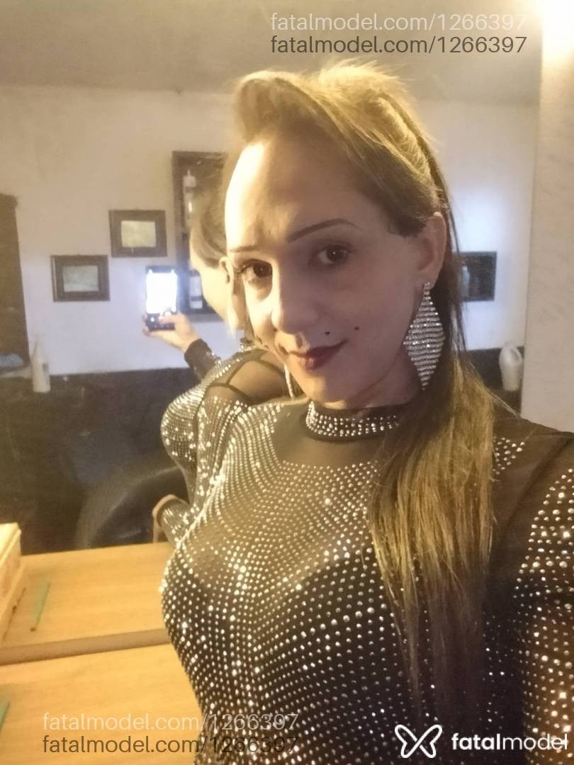 Acompanhante homem trans loira (o) de olhos castanhos em Patos de Minas - Sanny Paoli Neves