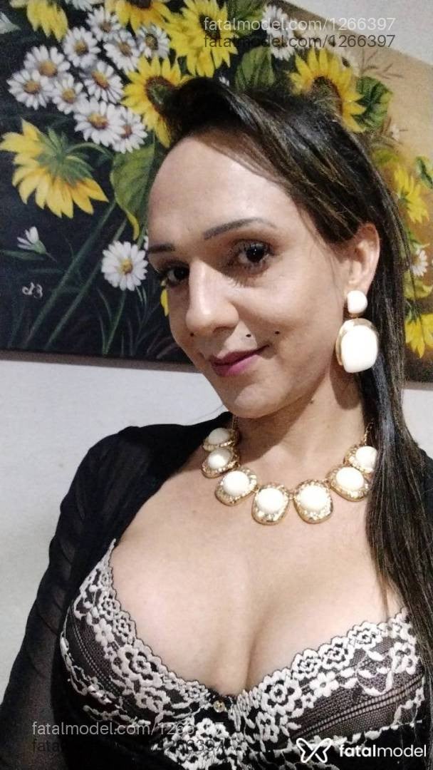 Acompanhante homem trans loira (o) de olhos castanhos - Sanny Paoli Neves
