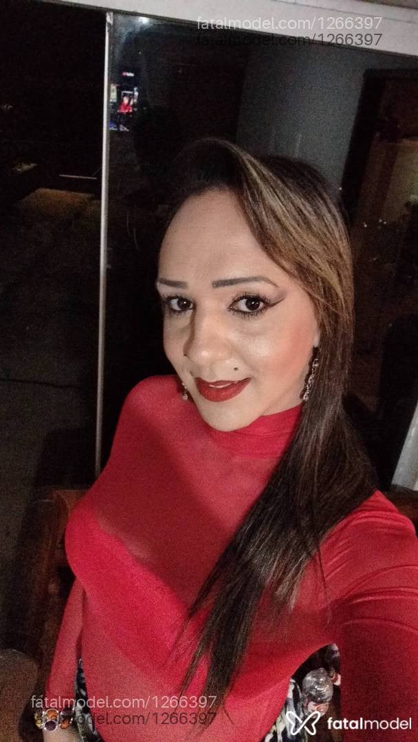 Acompanhante homem trans loira (o) de olhos castanhos em Patos de Minas - Sanny Paoli Neves