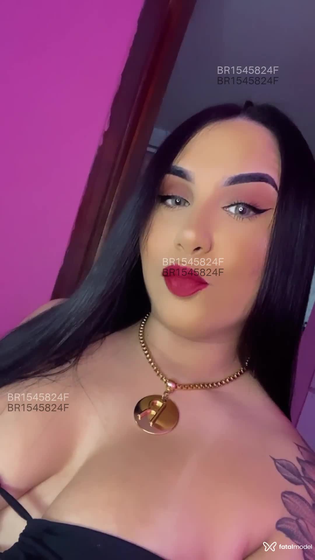 Acompanhante mulher morena (o) de olhos castanhos em Macaé - Jessica