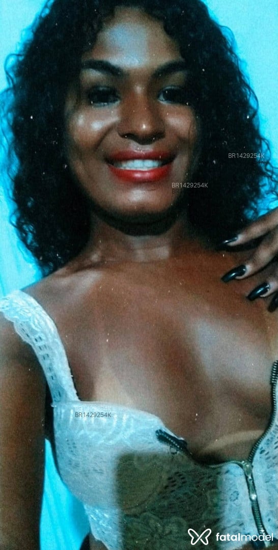Acompanhante mulher trans morena (o) de olhos pretos em Primavera do Leste - Thamy lira