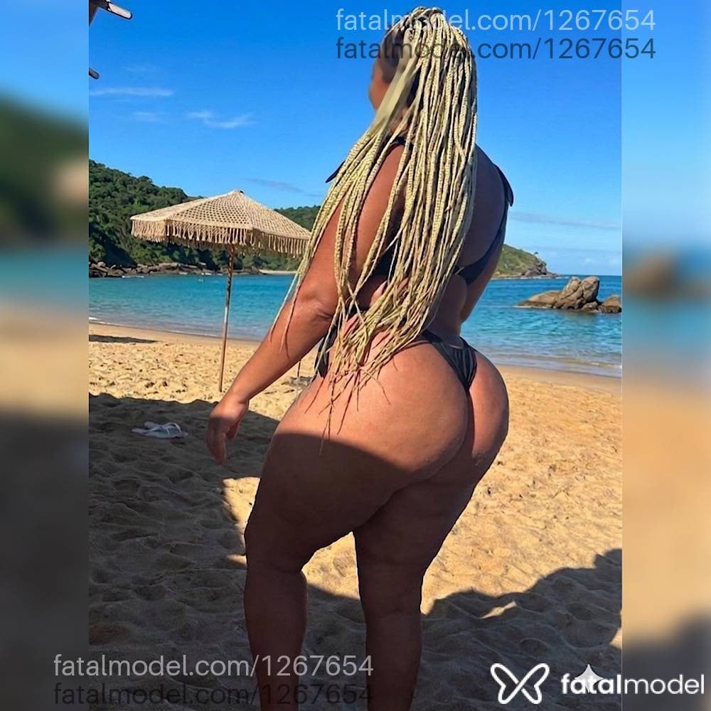 Acompanhante mulher morena (o) de olhos castanhos em São Mateus - Morena