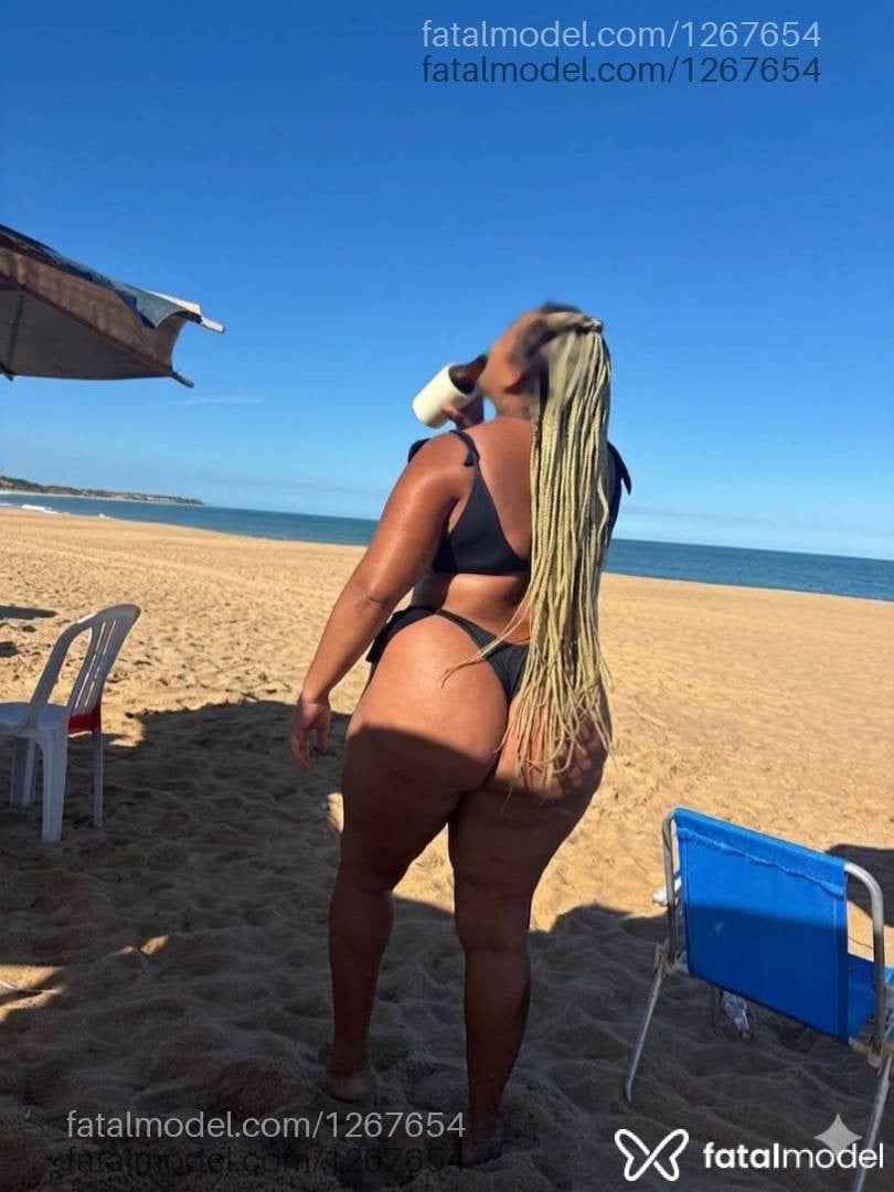 Acompanhante mulher morena (o) de olhos castanhos em São Mateus - Morena