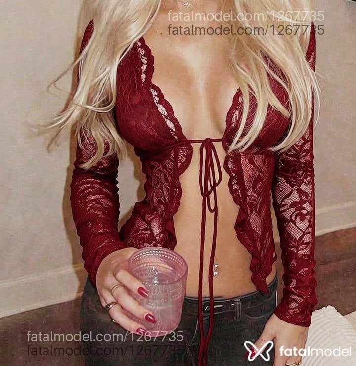 Acompanhante mulher loira (o) de olhos castanhos - ágatha